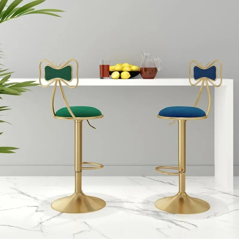 キッチンバーチェア、ハイチェア、背もたれ付き長椅子、カウンタ - Commercial Kitchen Interior のレビューと価格